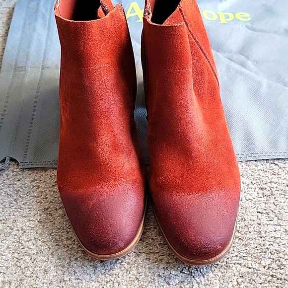 New Antelope Tobacco Suade Smooth Bootie N4 Sz EU 39/ 8 USA - Picture 5 of 8